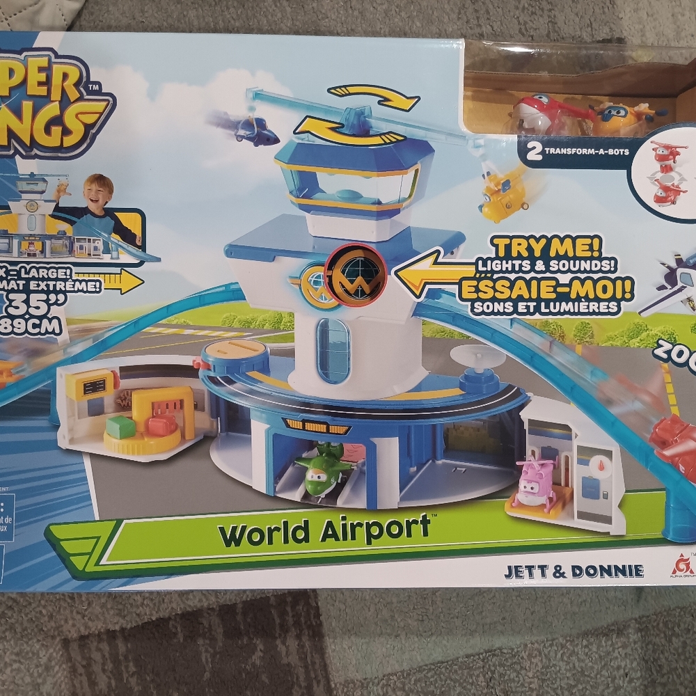 World Airport Playset - Blue and White